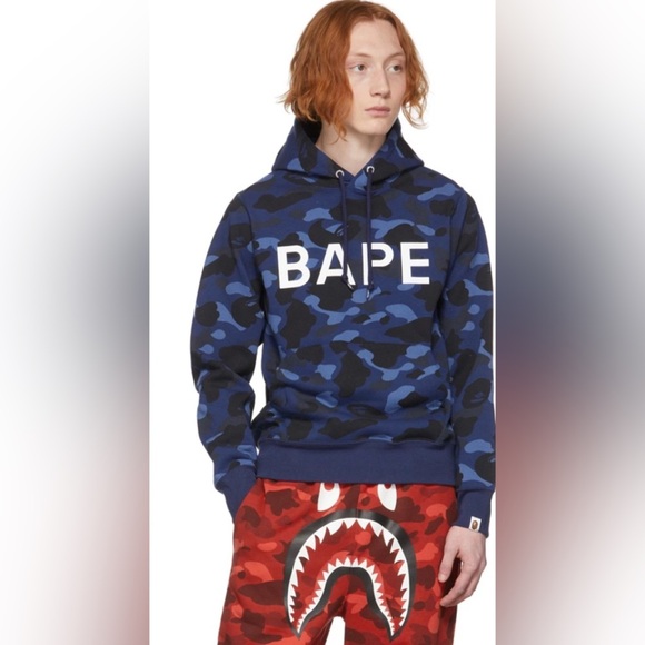 BAPE Color Camo Pullover Hoodie Size M - Picture 1 of 11